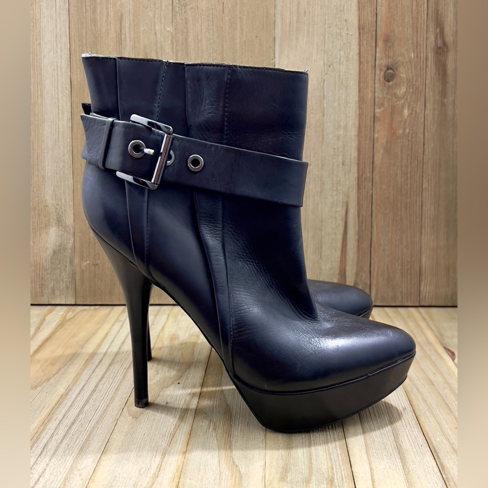 Platform stiletto‎ boot